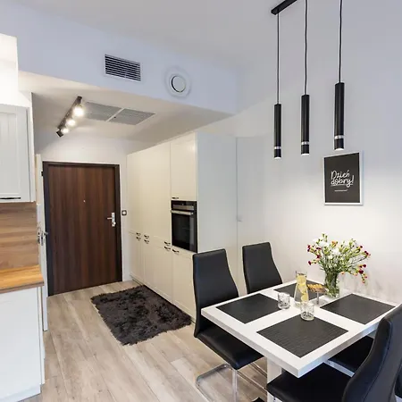 Champion Hanza Tower, Apartament Nr 612 아파트