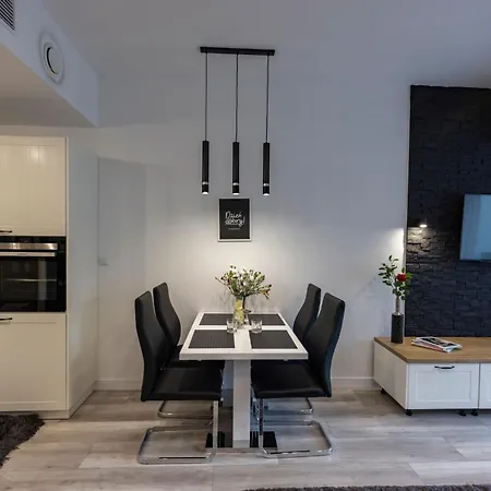 Champion Hanza Tower, Apartament Nr 612 아파트 슈체친